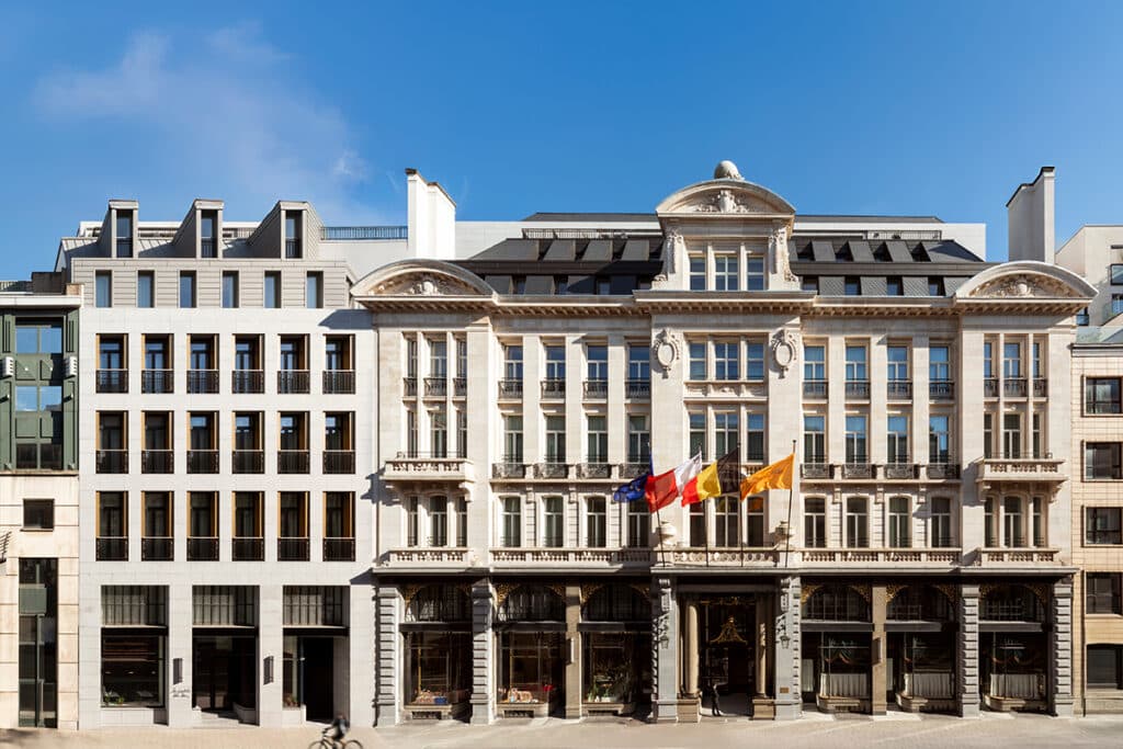 Le moteur silencieux derrière le Corinthia Grand Hotel Astoria 2